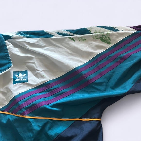 Vintage Adidas Windbreaker Jacket - Picture 3 of 4